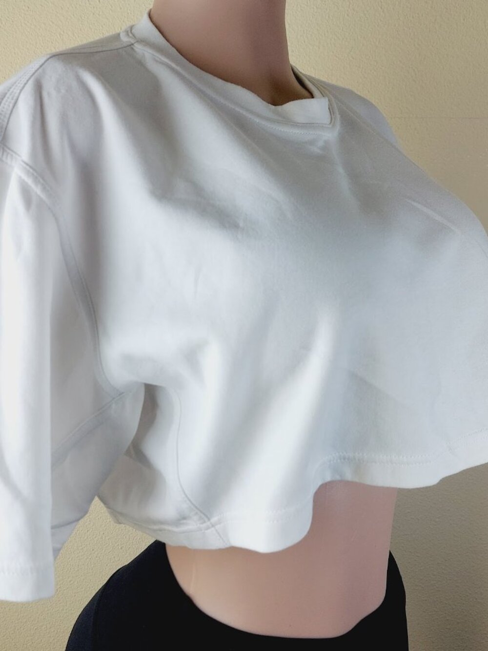 Adidas Women's White Stella McCartney Boxy Cut Casual Crop Top Size M - Picture 6 of 11